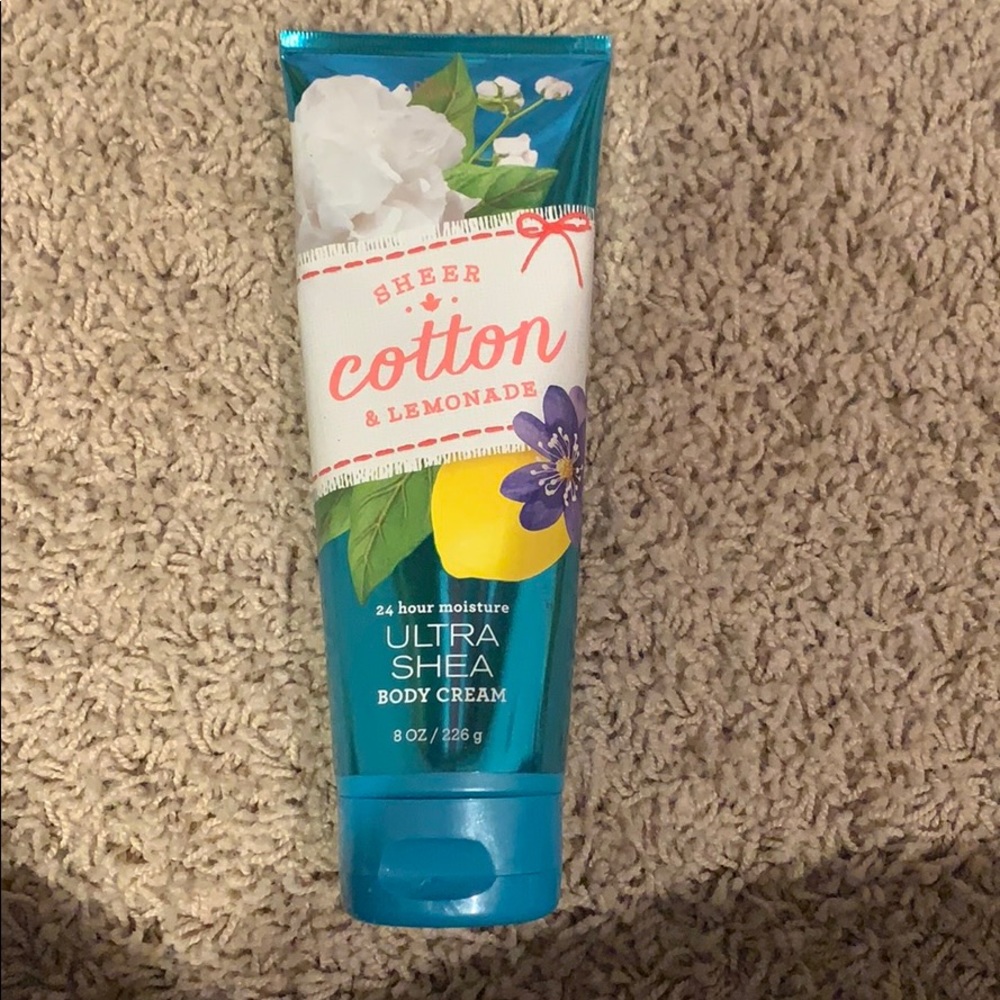 B&BW BRAND NEW BODY CREAM
